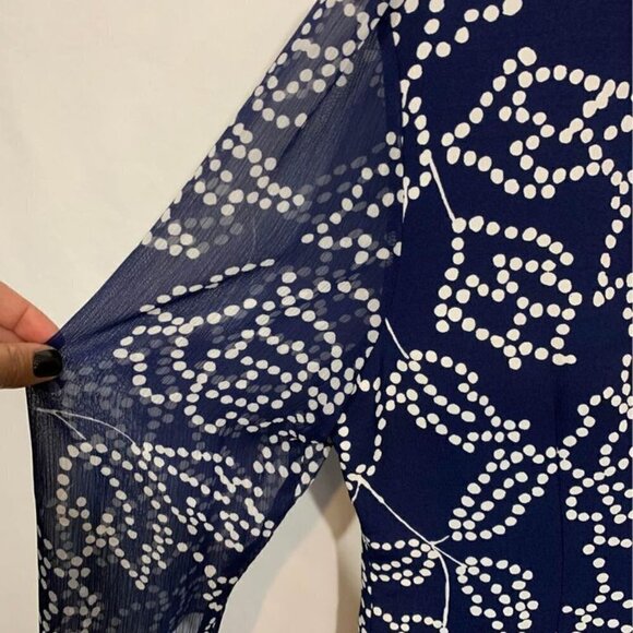 Karl LAGERFELD woman’s navy/white dress with sheer sleeves. Lined. Size 8. Cutou - Picture 12 of 12